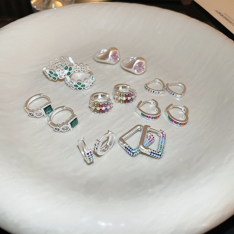 Simple Style Heart Shape Copper Plating Zircon Earrings 1 Pair