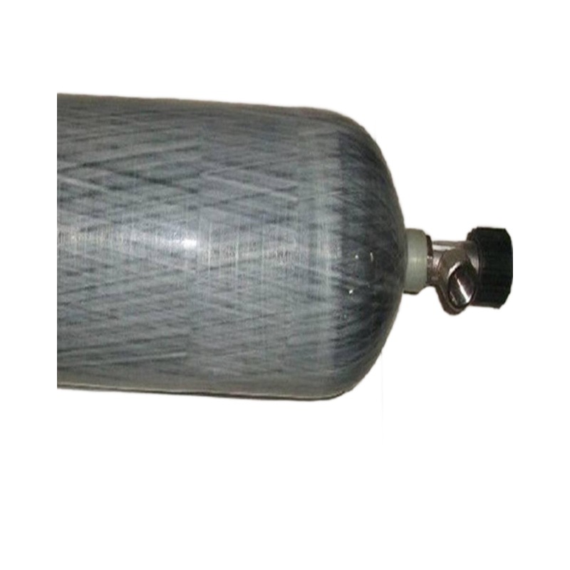 El cilindro de oxígeno de fibra de carbono es resistente a la corrosión, tiene una larga vida útil y es fácil de operar.