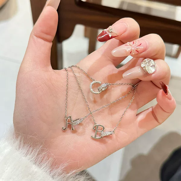Original Diamond-Encrusted 26-Letter Necklace for Women, 2026 New Model, Light Luxury, Niche Design, Titanium Steel, Non-Fading Clavicle Chain