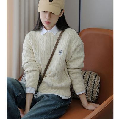 Korean Institute of wind!Simplicity Embroidery Retro Twist neutral thickening leisure time Versatile Socket Sweater sweater