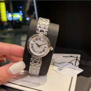 ���Ů��r���_�R�������С�����M��ʯӢ���Ů������С���P��