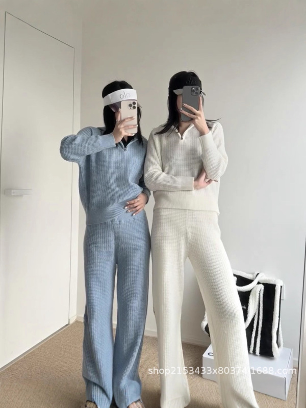 原标alo华夫格套装老钱风高领半拉链上衣+时尚百搭针织裤女|undefined