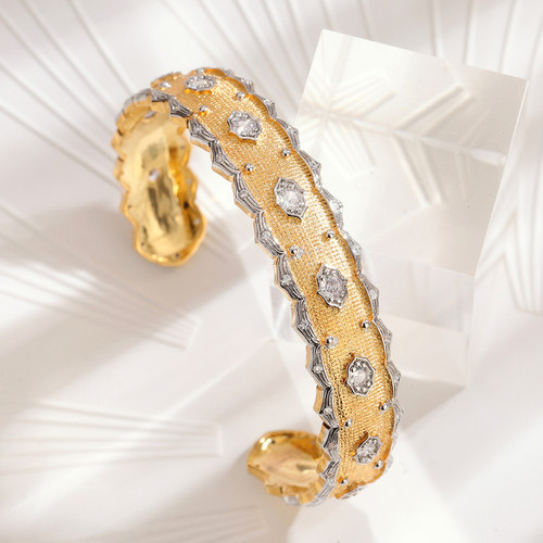 Italian craftsmanship, European and American brushed lace bracelet, gold-plated two-color opening, retro and elegant women's bracelet accessories