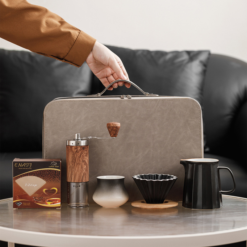 Pour-over coffee pot set, filter cup gift box, corporate gift, practical for clients, employees, and business wholesale