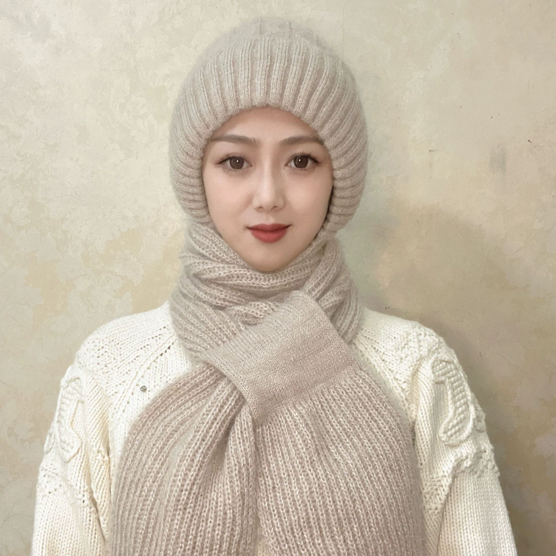 К knitted universal scarf with hood, woolen knitted hat