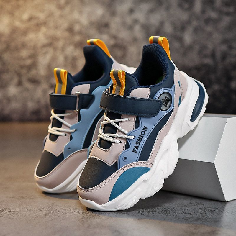 Zapatos para niños 2023 nuevos zapatos para estudiantes de primavera y otoño zapatos para niños de otoño para niños medianos y grandes zapatos deportivos impermeables antideslizantes de cuero