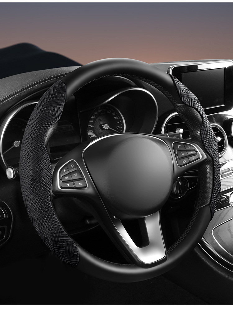 New steering wheel cover made of Nappa leather, non-slip, sweat-absorbent, universal half-cover protector, suitable for all seasons, ultra-thin handlebar cover