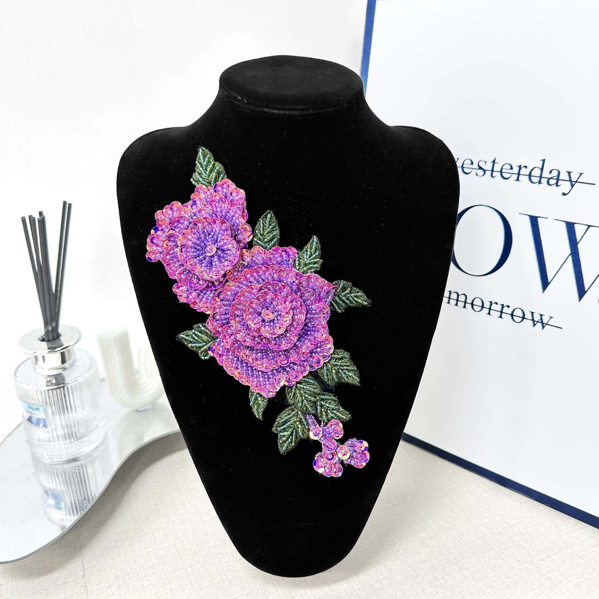 Invierno pesado flores rojas cuentas bordadas de tela estilo nacional multicapa flor tridimensional vestido decoración de camisa image 10