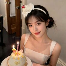 �����ɐۙ������յ����ٽz��߅�l��Ů�����Ɍ�ñ�^�����յ��߰l�