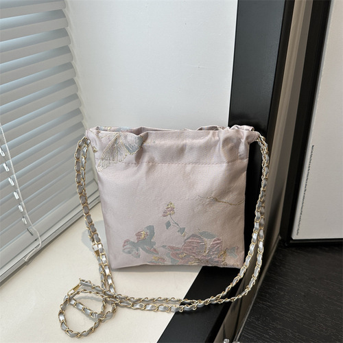 New Chinese style bag underarms for women 2024 summer fashion Chinese style embroidered butterfly bucket bag simple versatile shoulder bag