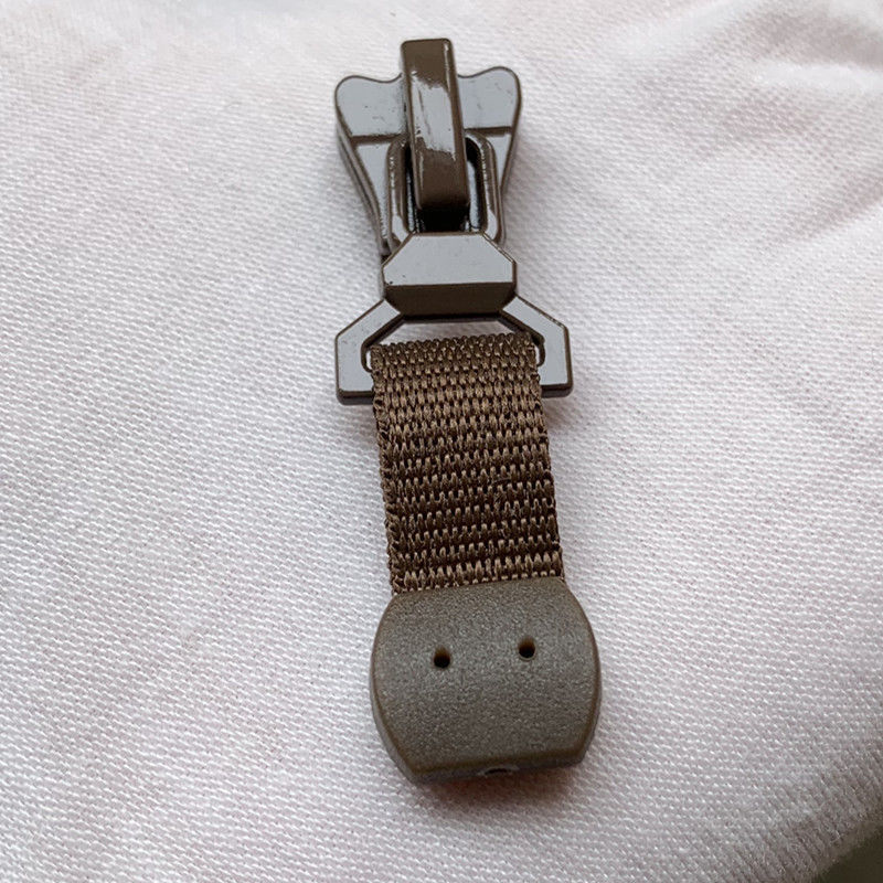 No. 6 resin zipper puller for camouflage clothing
