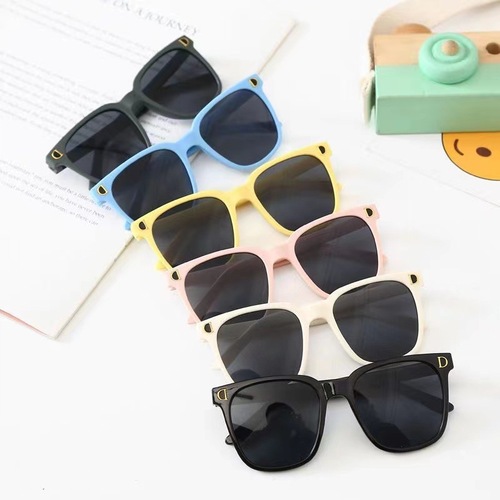 New children's sunglasses, fashion trendy sunglasses for boys, catwalk street shooting glasses, versatile anti-UV sunglasses