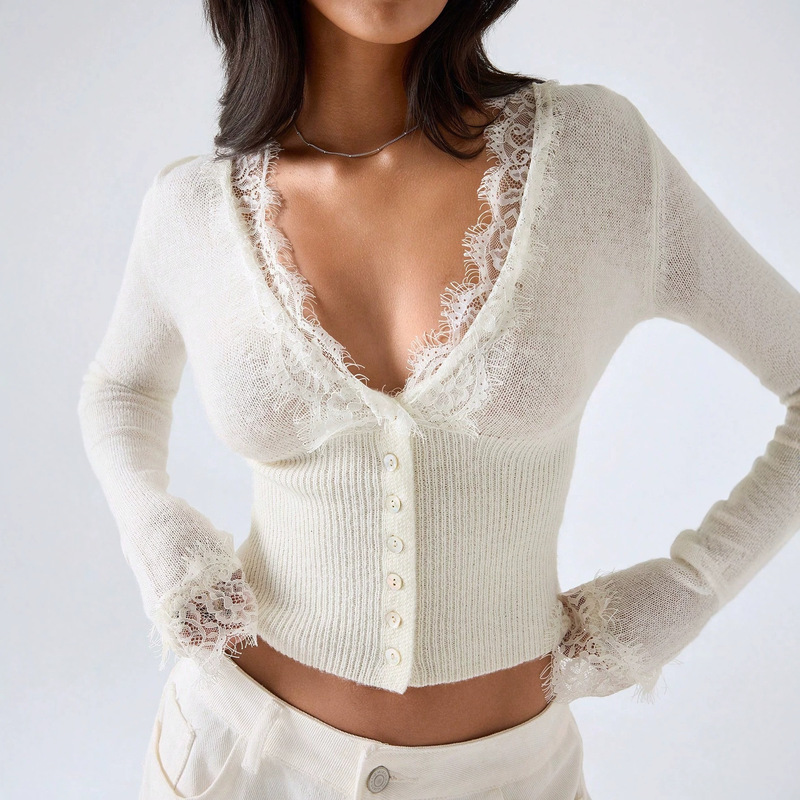 Real photos from Europe and the US: 2026 autumn new collection, lace-knit top with a sophisticated and elegant feel, French-style slim-fit women's top Real photos from Europe and the US: 2026 autumn new collection, lace-knit top with a sophisticated and elegant feel, French-style slim-fit women's top