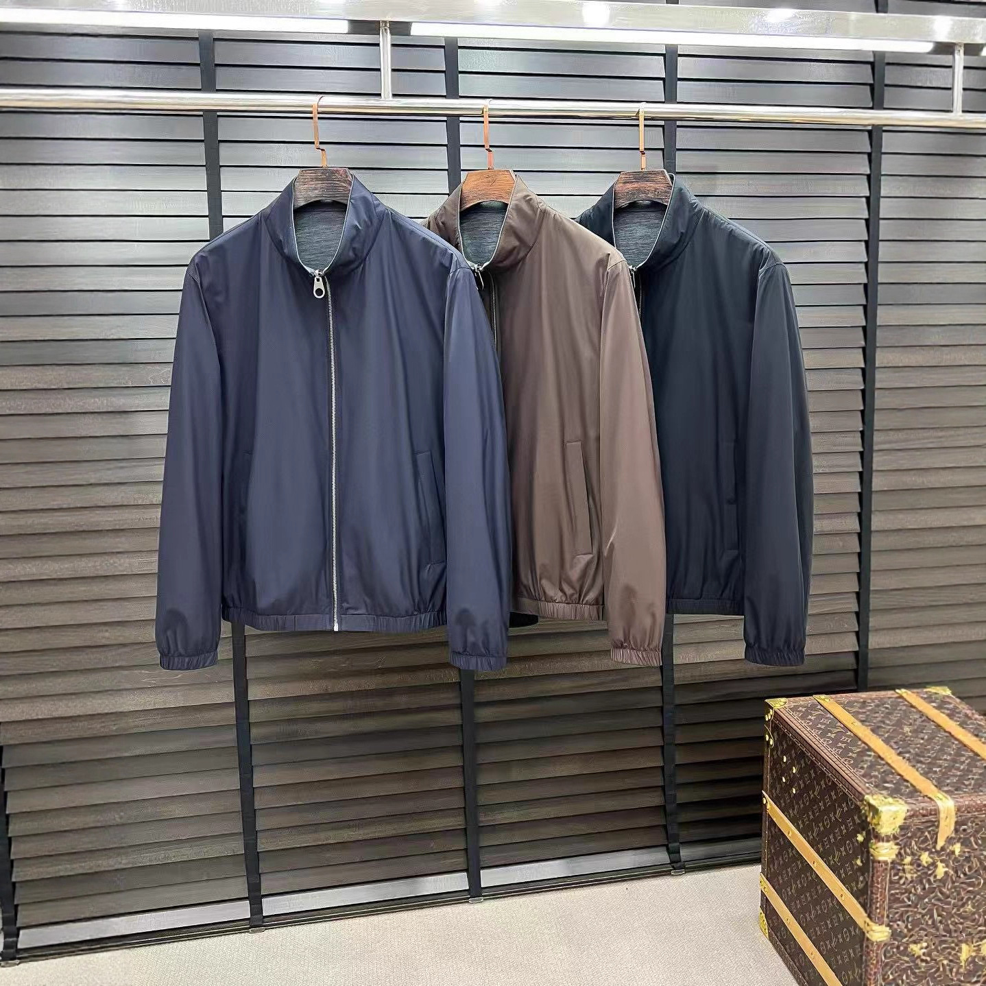 厂家直销正确版精简纯色设计秋冬款小立领男士时尚双面穿夹克外套