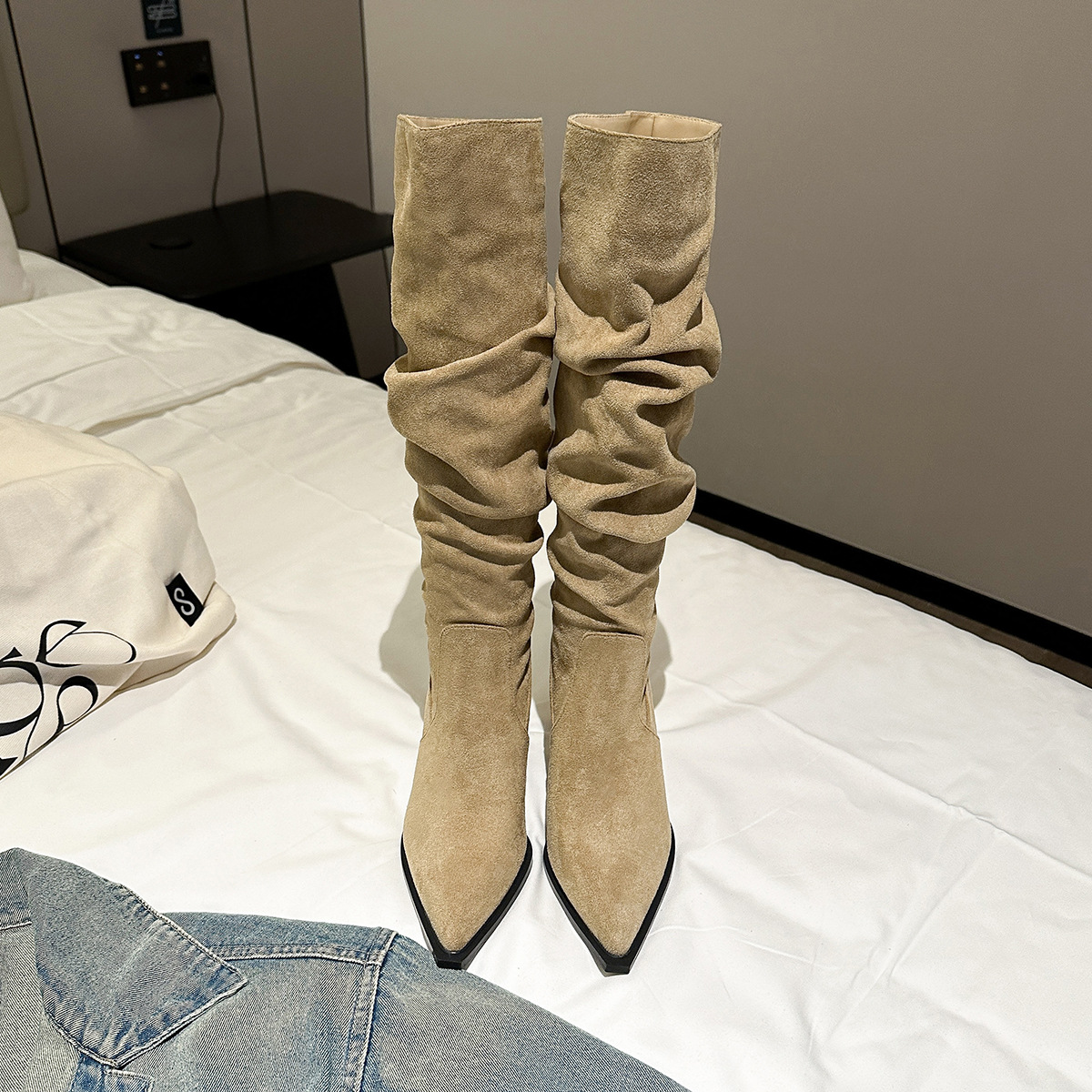 9800-1 Botas de pila de punta de red, botas de rodilla, botas de invierno, botas de tacones delgados, botas de mujer