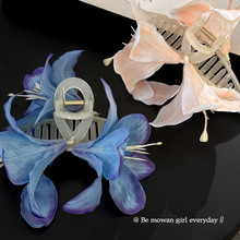 氛围感立体仿真百合花朵发夹女后脑勺2025新款春季抓夹鲨鱼夹头饰