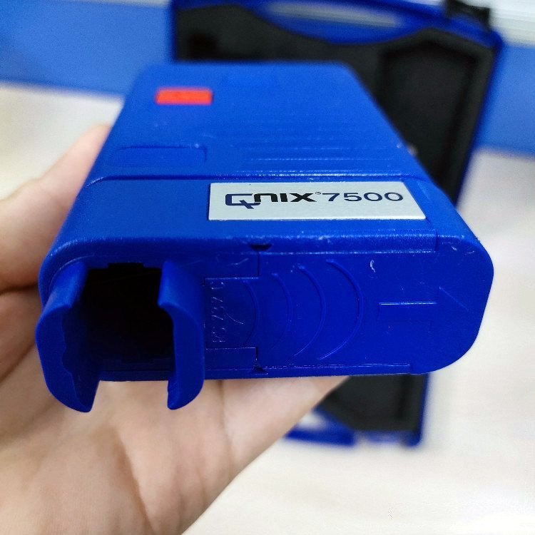 德国尼克斯 QNix7500 手持式涂层测厚仪 漆膜测厚计 一体分体通用