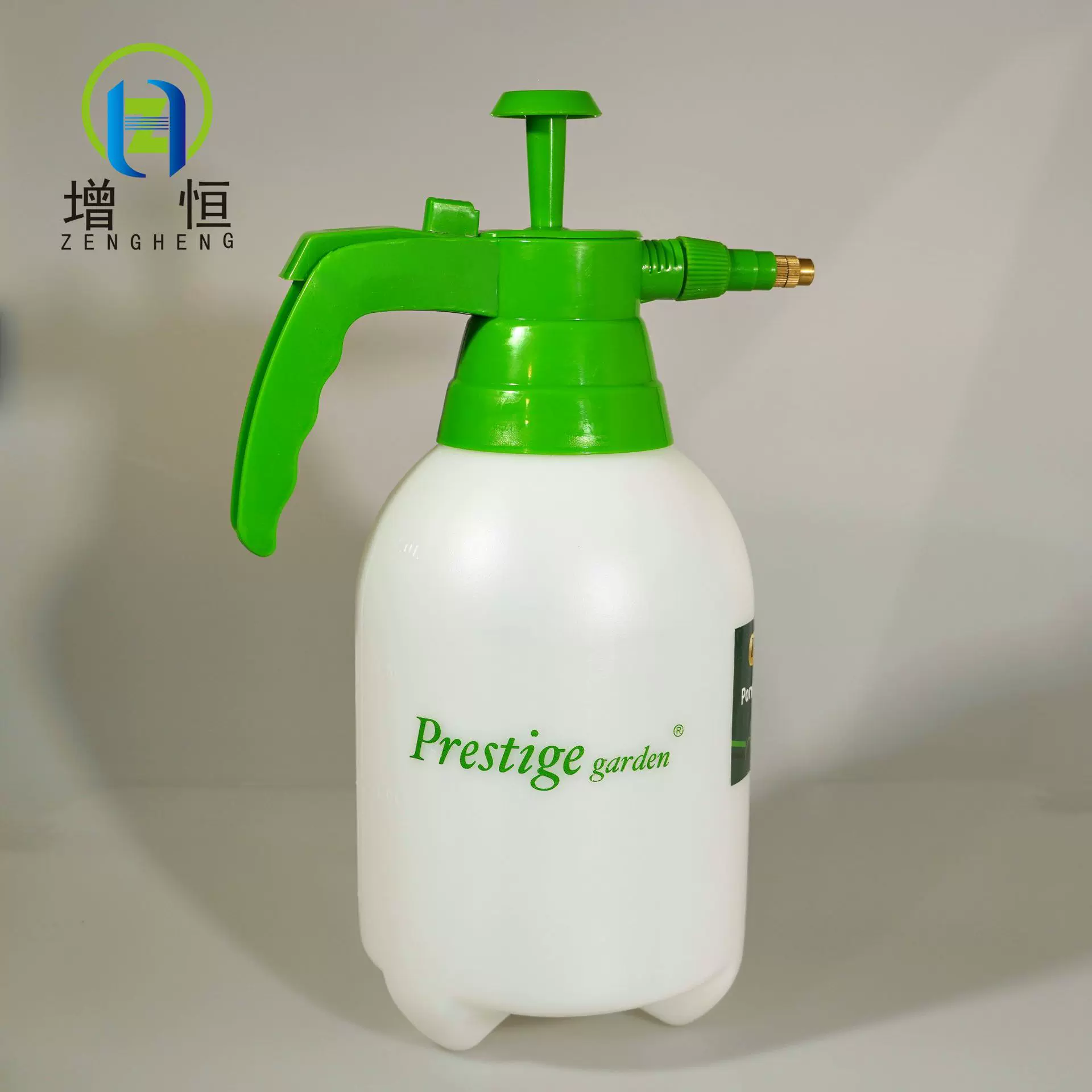 2升持续喷雾水壶美发喷壶酒精消毒浇花压力喷壶现货可出口