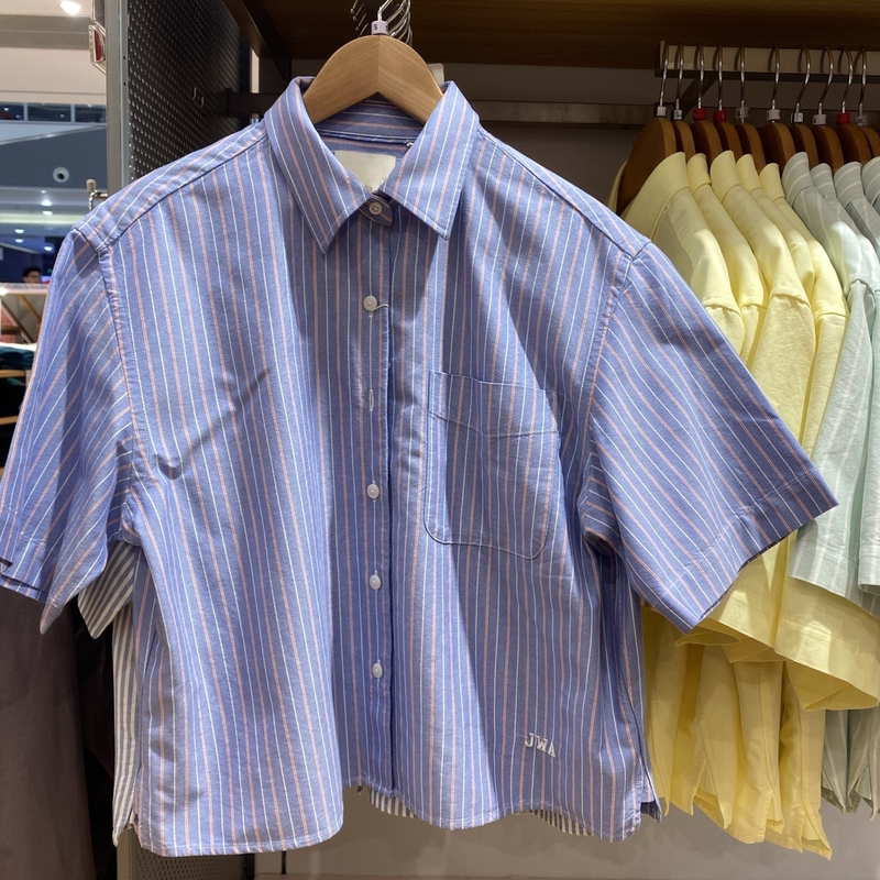 High-Quality Products from the Channel / Collaboration Model / Women's Oxford Striped Shirt / Short-Sleeve Shirt 484850/484850 High-Quality Products from the Channel / Collaboration Model / Women's Oxford Striped Shirt / Short-Sleeve Shirt 484850/484850