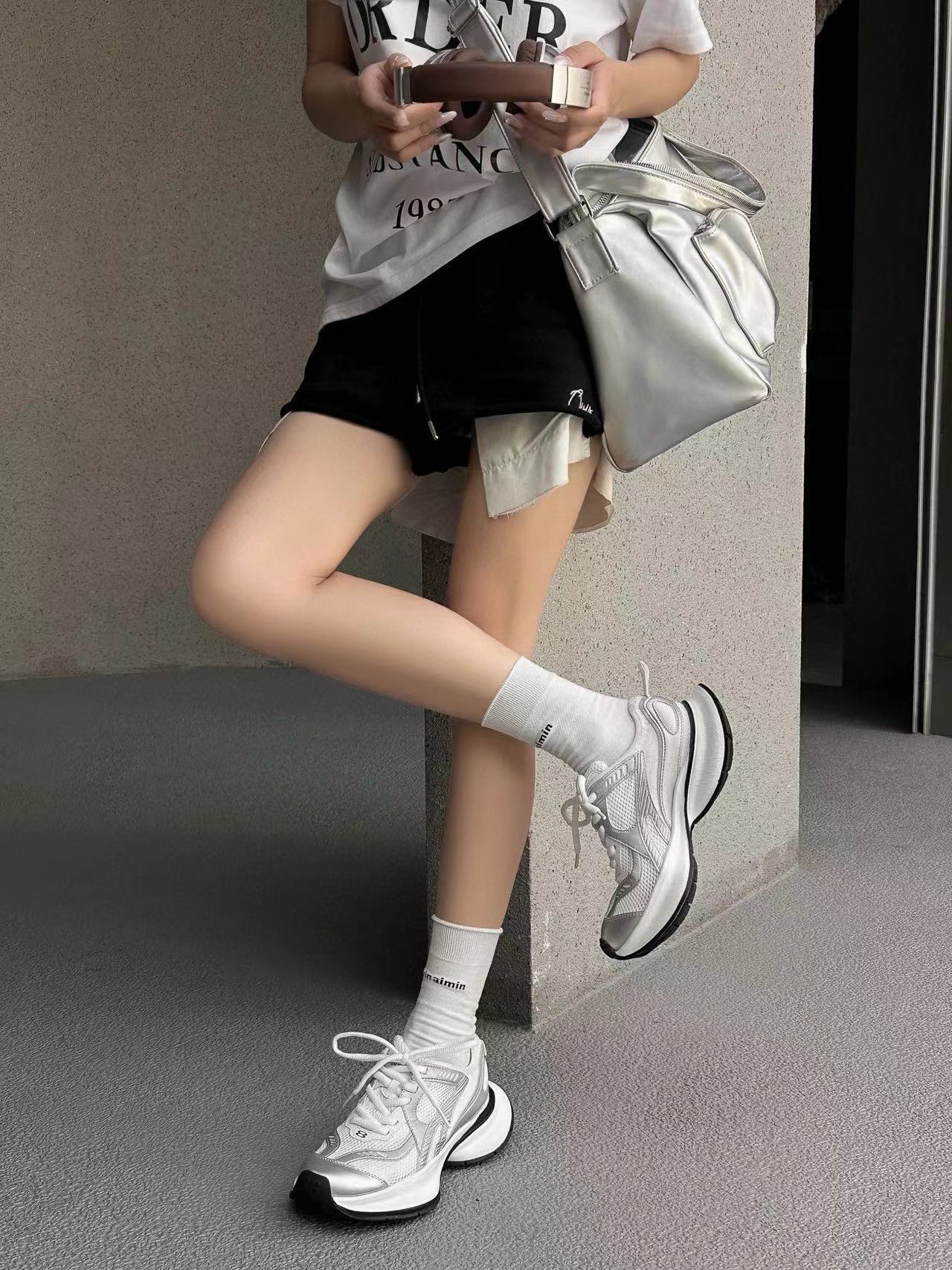 Men's And Women's Paris New Lace-Up Mesh Breathable Dad Shoes 13th Generation Distressed Low Top Casual Sports Shoes With Thick Sole Height Increasing_vogvips.com