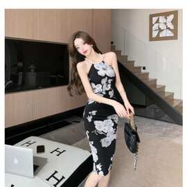 大码300斤春秋珍珠挂脖连衣裙女气质胖mm开叉包臀中长裙子夏