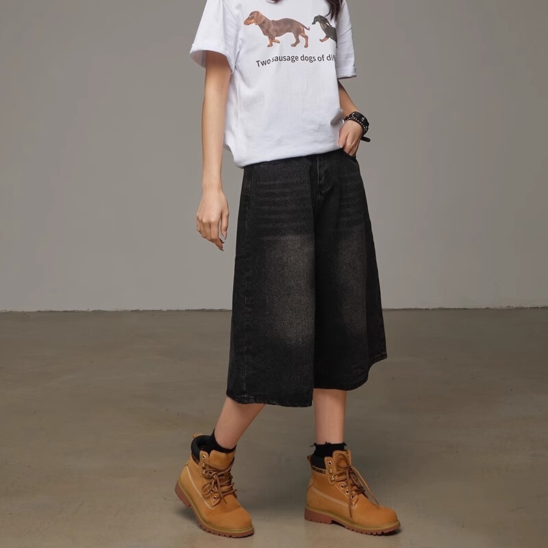 American-Style Black and Gray Loose Wide-Leg Denim Shorts for Women, High Street Washed Vintage Design, Niche Straight Cropped Pants