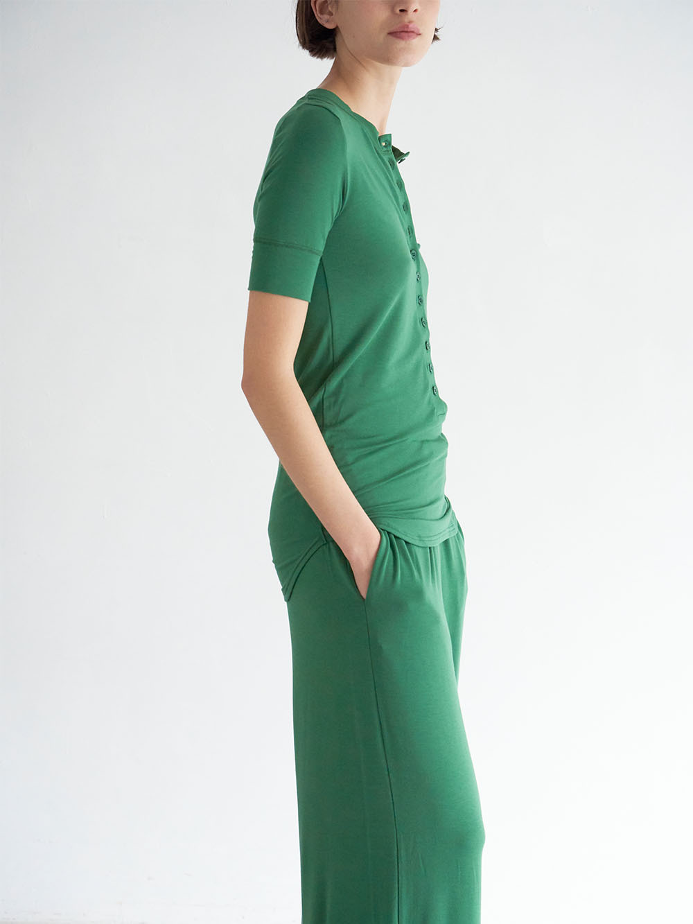 Title 6, Kadın Yuvarlak Yaka Yarım Hırka Kısa Kollu Pant...