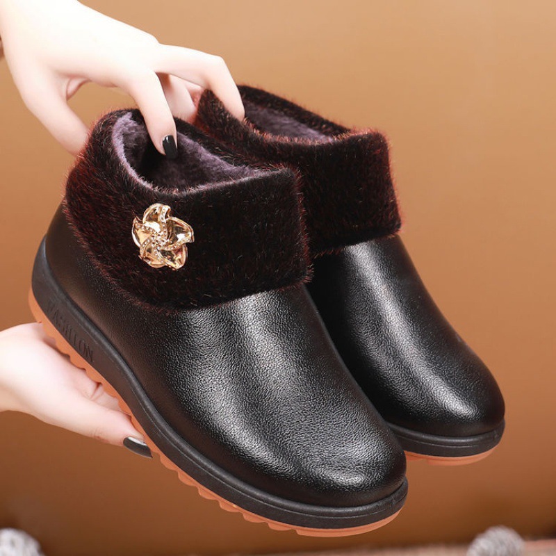 motion Cotton-padded shoes winter Old Beijing Cloth shoes Women's Shoes Middle-aged and elderly people keep warm Mom shoes The thickness of the bottom non-slip Grandma shoes