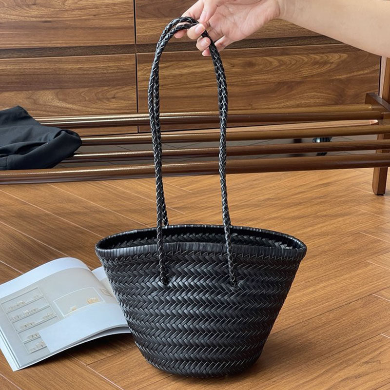 Niche Woven Bag 2026 New Model Pure Handmade Cowhide Woven Tote Bag Casual Simple Handbag Basket Bag Niche Woven Bag 2026 New Model Pure Handmade Cowhide Woven Tote Bag Casual Simple Handbag Basket Bag