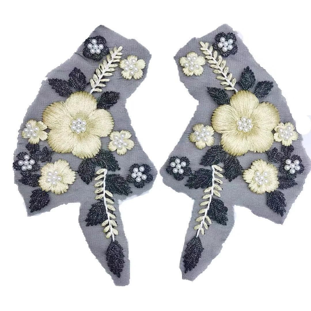 FC102 구슬은 무작위로 하나 주위에 배포됩니다.