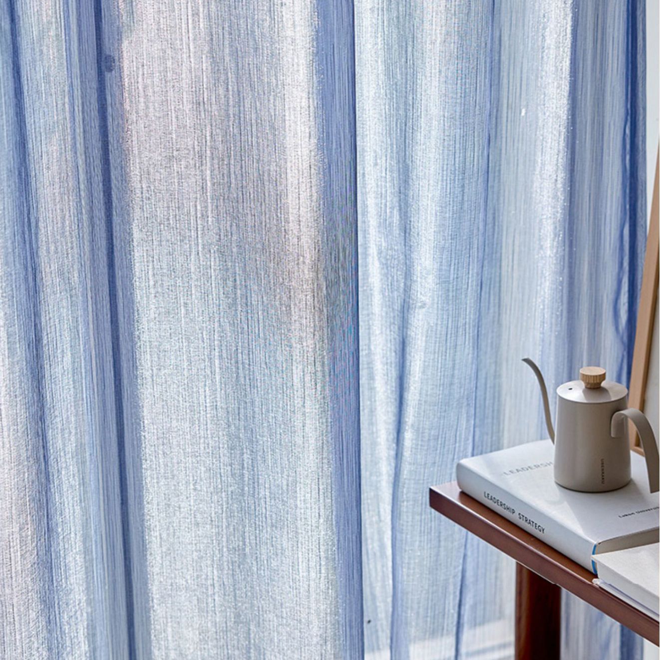 Dreamy Golden Gauze Light Luxury French Color Self-adhesive Punch-free Finished Product High-end Breathable Living Room Bay Window Gauze Curtain