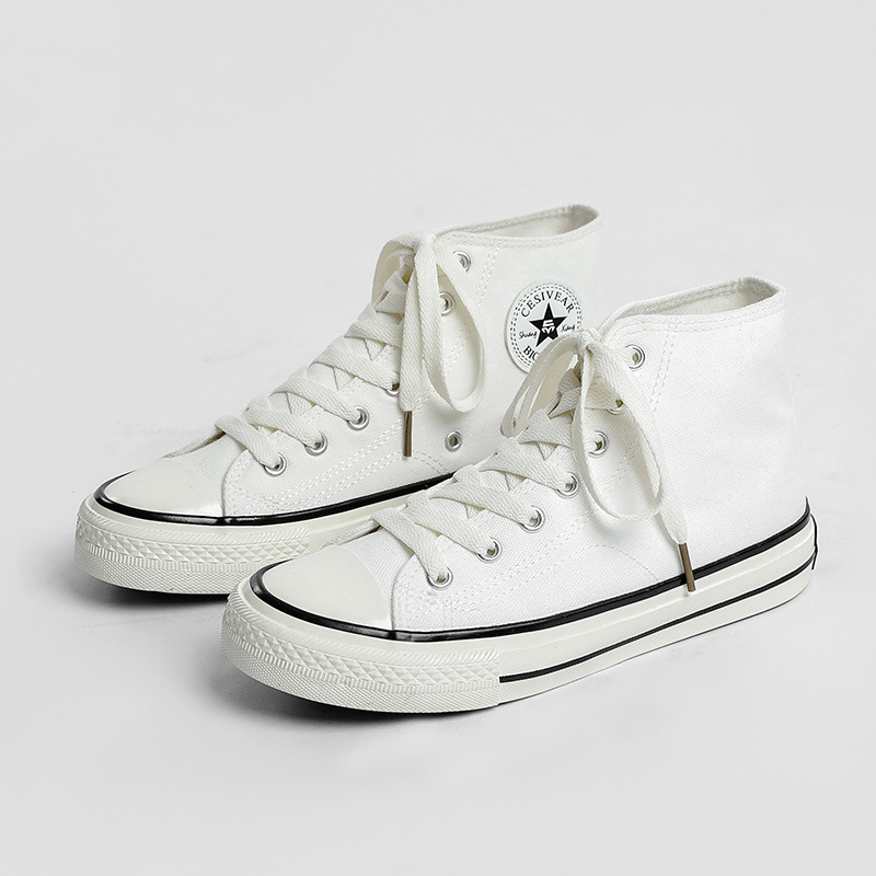 クラシックなハイカット1970年代レトロスニーカー、韓国版2025秋原宿風万能学生女子キャンバスシューズ、男女カップル向け