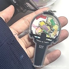 TNT時代少年団周辺高透アクリル追星応援棒ロック音楽は友人の親友のストラップを送った