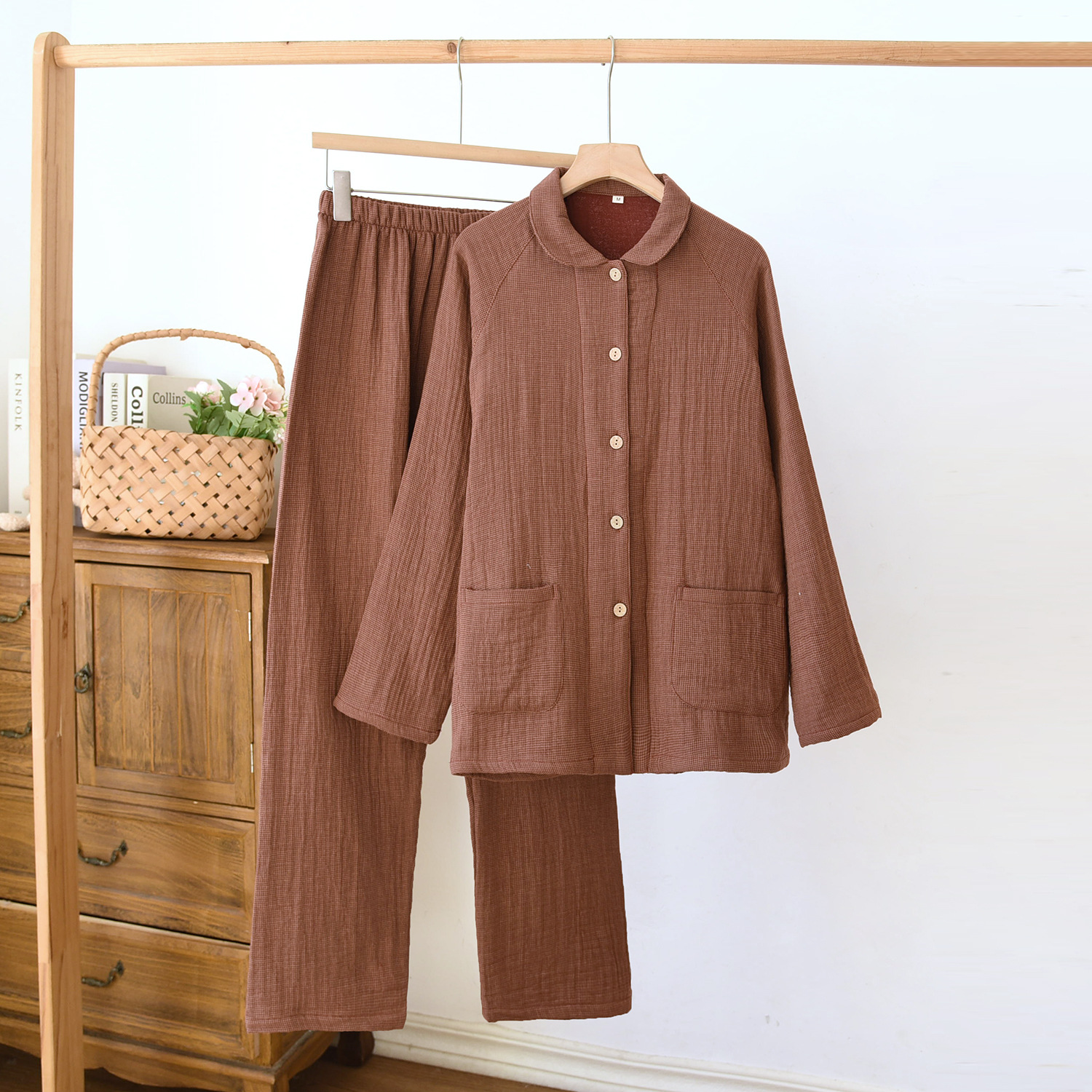 Yarn-dyed washed four-layer gauze cover-female coffee