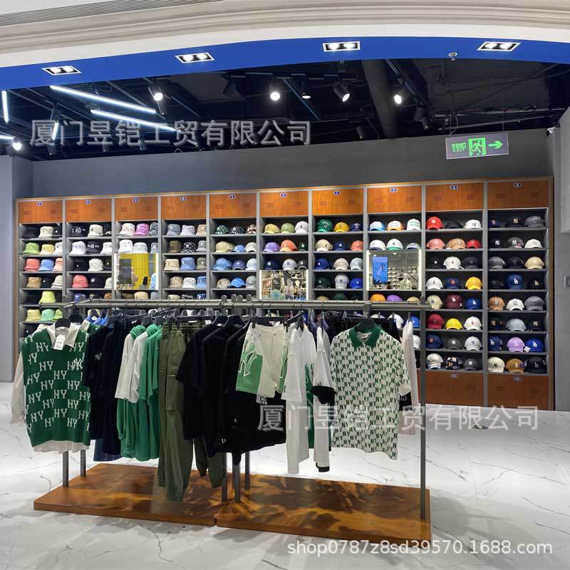 Tienda de ropa deportiva marca estante de exhibición personalizado estante de descuento tienda de sombreros mostrador de zapatos y ropa mostrador de productos