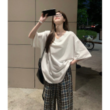 大码女装白色慵懒风T恤女夏季胖mm宽松遮肚V领短袖上衣休闲体恤