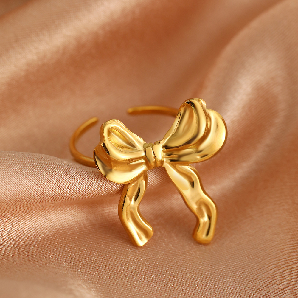 Glittrande designer ring för dam, elegant och bekväm_voghion.com