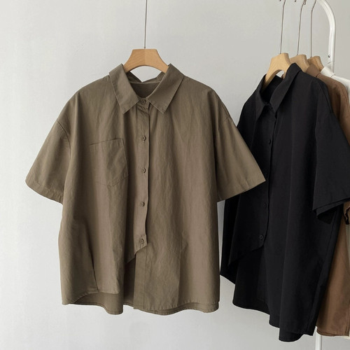 Vintage loose cotton-linen short-sleeve mens shirt, simple collar, outerwear, breathable, sweat-absorbent, half-sleeve top.