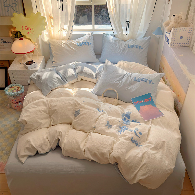 Madre y bebé clase A toalla de algodón lavada bordada cuatro piezas de sábanas cubiertas de sábanas estudiantes tres piezas de princesas de niñas conjunto de viento