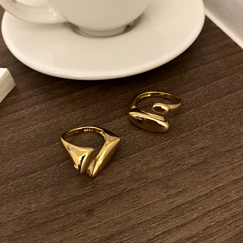 خاتم نسائي قابل للتعديل مطلي بالذهب والنحاس غير اللامع على الموضة الكورية display picture 5