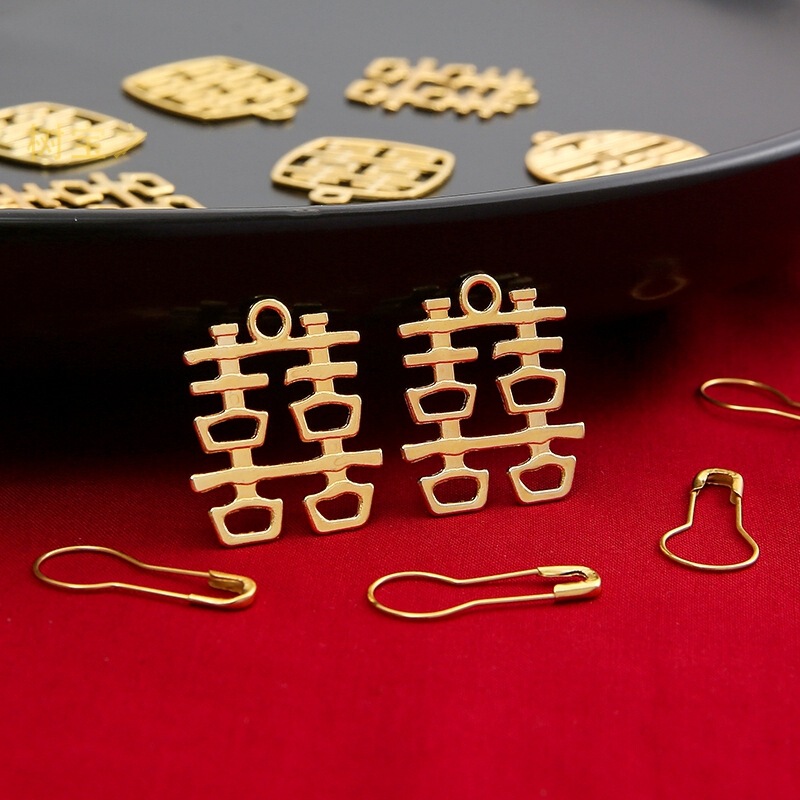 Gold Wedding Double Happiness Pendant Small Chinese Style Wedding Box Wedding Bag Double Happiness Character Pendant Alloy DIY Jewelry Accessories Wholesale
