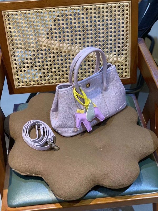 2025 新しいクロスボディミニガーデンバッグファッションギフトポニーペンダント多用途女性のハンドバッグショルダーケリーバッグ|undefined