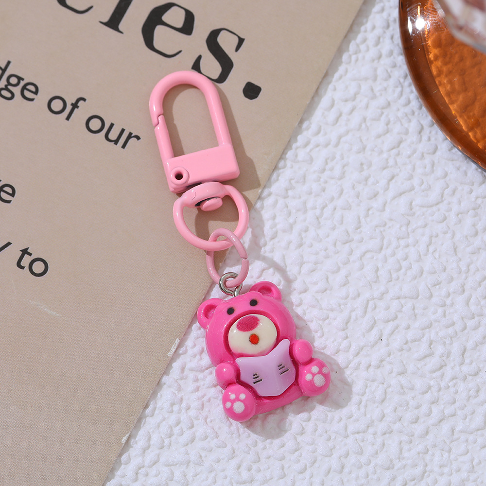 Dibujos animados rosa fresa oso llavero colgante ins estilo mochila lápiz caso pequeño colgante novias regalo joyería Accesorios