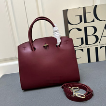 ���e�ٴ��������Ƥُ���С���OӋ����Ů�����ļ��¿�ͨ��Ů����