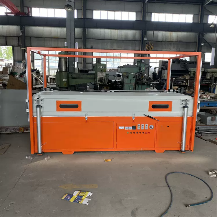 衣柜门橱柜板免拉手真空覆膜机全自动超高压门板角花软硬包吸塑机