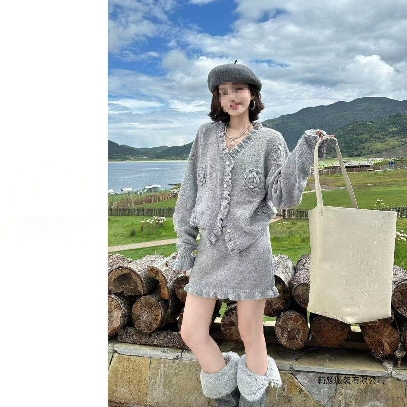 千金风小洋装套装2025早秋新款气质立体花朵灰色针织衫短裙女装|undefined