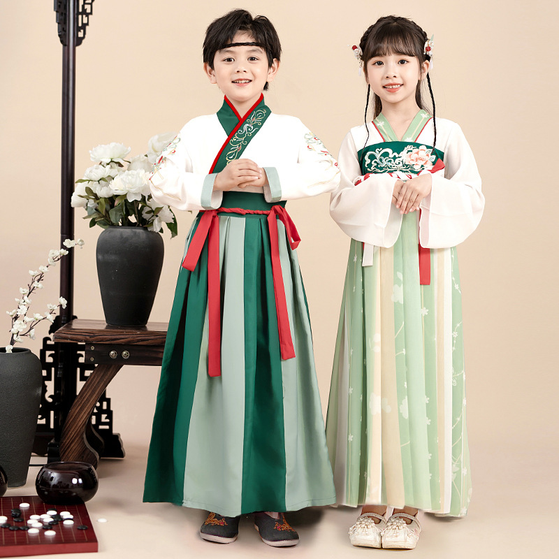 女童汉服秋季新款男女宝宝幼儿园园服中大童唐装民族服饰一件代发