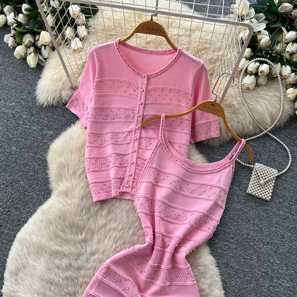 Women's Soft Pink Knit Two Piece Set Slim Fit Waist Cinching Fishtail Skirt Suit for Summer_ecoleips.com