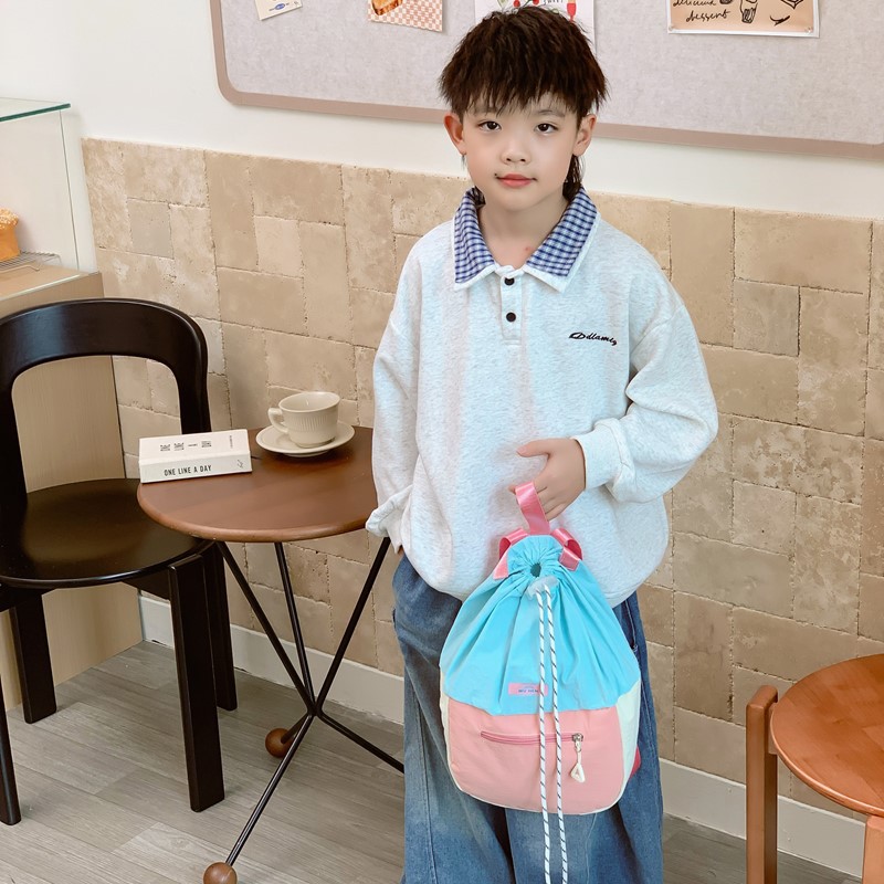 Literatura y arte pequeñas mochila frescas para niños y niñas, cuerda de dibujo, mochila de bádminton de gran capacidad para niños
