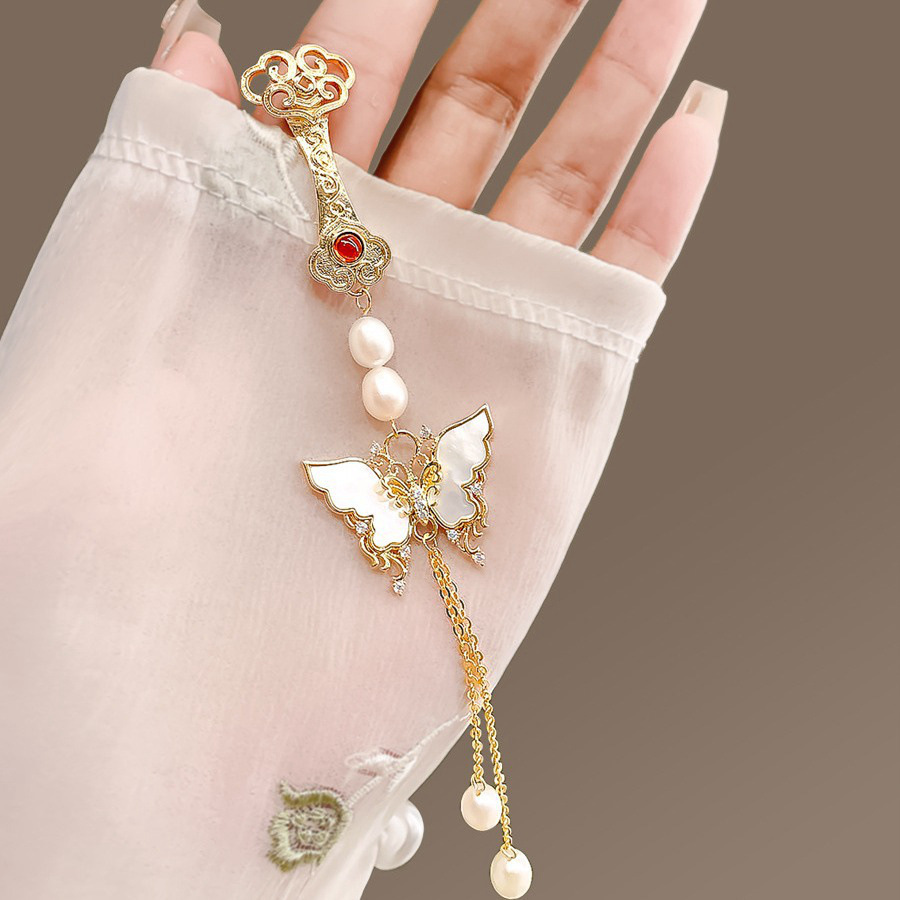 Chinese-style Cheongsam Flap Tassel National Style Elegant Hanging Brooch Women's High-end Exquisite Fashion Clothes Embellishment Accessories